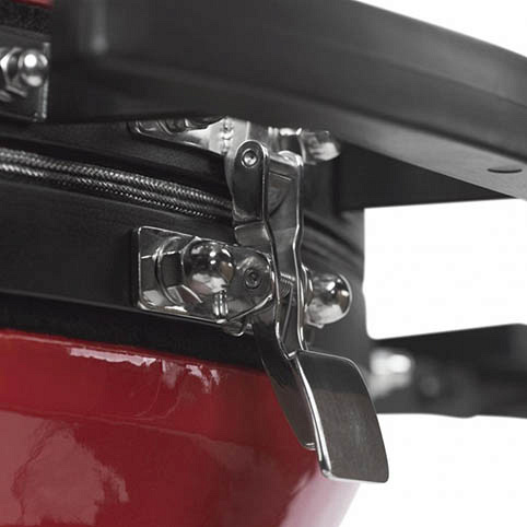 Керамический гриль Kamado Joe Classic Joe II Red мобильный с тележкой, боковыми полками, жароотсекателем и инструментами